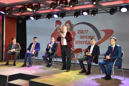 Г.А. Зюганов: "Мы все устремились к 100-летию Великого Октября"