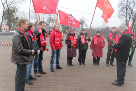 Псковская область. Коммунисты почтили память героев-десантников 6-й роты