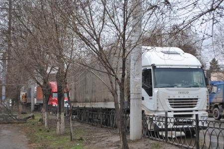 Астраханские коммунисты поддержали акцию дальнобойщиков