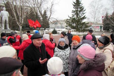 Тамбовская область. В поселке Инжавино состоялся митинг протеста КПРФ