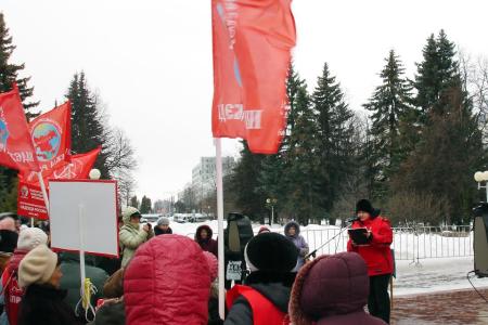 В преддверии 8 марта женщины Чувашии провели митинг