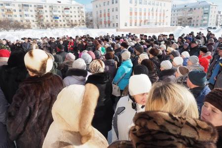 Свердловские коммунисты спасли больницу в г. Карпинск