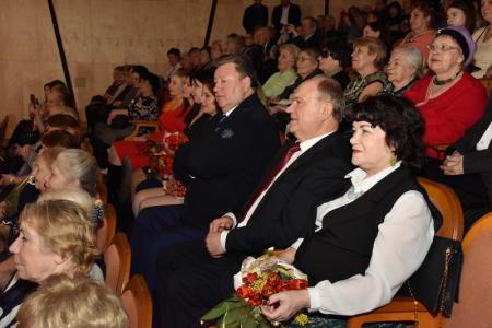 Г.А. Зюганов: «Женщина выносила под сердцем весь род человеческий»
