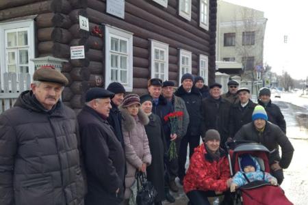 Вологодские коммунисты почтили память И.В. Сталина