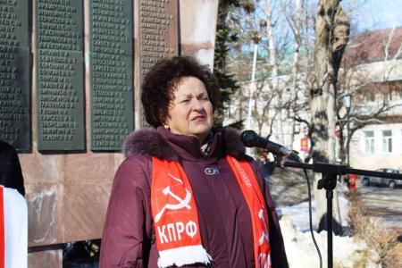 В Пензе прошёл митинг-концерт «Навстречу 100-летию Великого Октября»