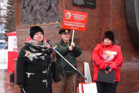 В преддверии 8 марта женщины Чувашии провели митинг