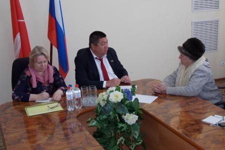 Город-Герой Волгоград. Депутат-коммунист Евгений Шаманаев провел приём граждан вместе с первым секретарём Котовского РК КПРФ В.В. Некляевым 