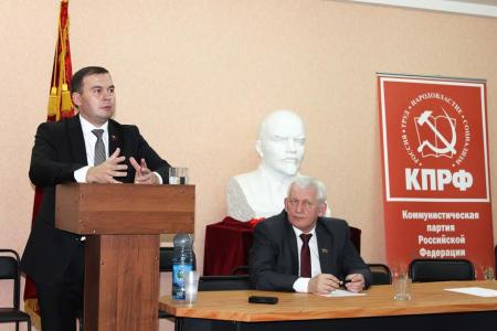Юрий Афонин смоленским журналистам: в СМИ преобладает внешняя повестка, но люди ждут решения внутренних проблем