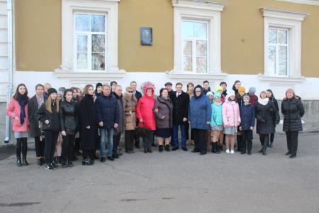 В Пензе открыли мемориальную доску писателю А.Г. Малышкину