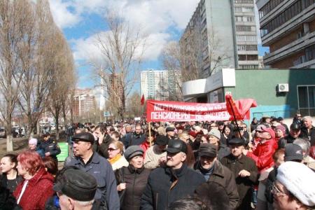 Член Президиума, секретарь ЦК КПРФ Леонид Калашников: Задержание депутата-коммуниста Михаила Матвеева – еще одно свидетельство в пользу необходимости скорейшей отставки самарского губернатора Меркушкина