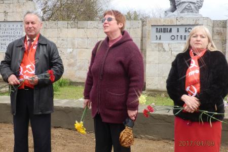 В Керчи прошел авто-мотопробег : «Спасибо деду за победу!»