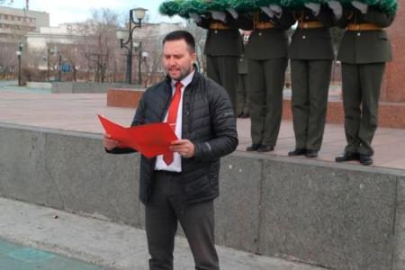 В Чите коммунисты возложили цветы в день 147-й годовщины со дня рождения В.И.Ленина