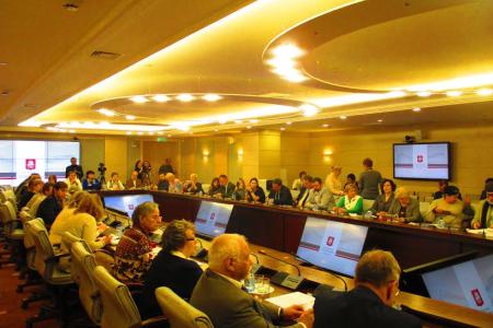 Фракция КПРФ в Мосгордуме провела публичное обсуждение политики реновации в Москве