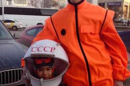Дорогу в космос проложил Великий Октябрь! Акция пермских коммунистов