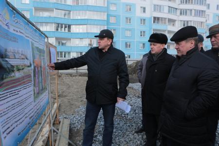 При мэре-коммунисте строительство школ в Новосибирске ведется опережающими темпами