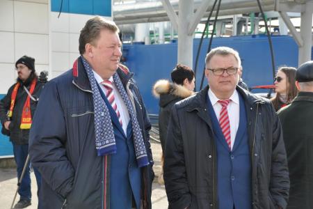 Коммунисты отправили 62-й гуманитарный конвой в Новороссию