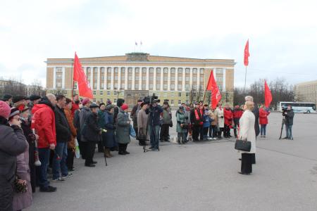 Новгородские коммунисты провели мероприятия, посвященные Дню рождения В.И. Ленина
