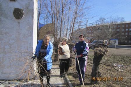 Алтайский комсомол провел флэшмоб «Ленин в городе»