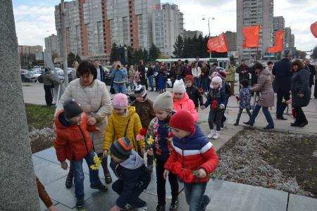 Коммунисты Ростова-на-Дону отметили День космонавтики