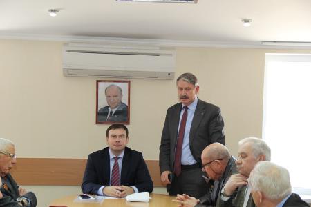 Ю.В. Афонин на встрече с коммунистами Крыма: Нужно крепить организационное и идейное единство, готовиться к съезду партии и достойно встретить 100-летие Великого Октября!