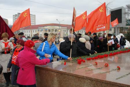 Сахалинские коммунисты провели отчетную Конференцию и отметили день рождения В.И.Ленина