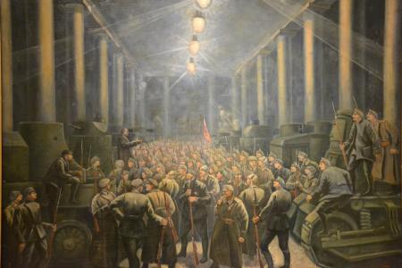 Проект KPRF.RU "Хроника революции". 28 апреля 1917 года: Временное правительство постановило учредить милицию, В.И. Ленин выступил на митинге солдат броневого дивизиона в Михайловском манеже