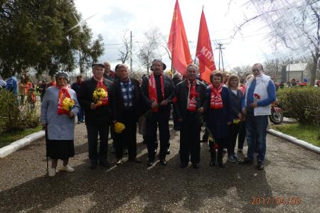 В Керчи прошел авто-мотопробег : «Спасибо деду за победу!»