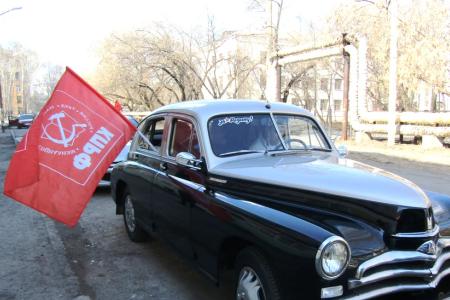 В Кургане коммунисты и их сторонники провели серию мероприятий, посвященных В.И.Ленину 