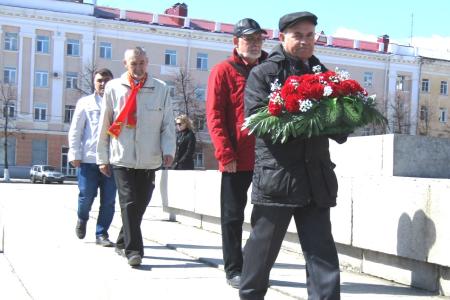 В Кургане коммунисты и их сторонники провели серию мероприятий, посвященных В.И.Ленину 