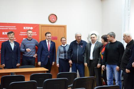 Юрий Афонин встретился с партийным активом Севастополя