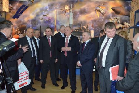 Г.А. Зюганов: Без машиностроения, робототехники, электроники у страны нет будущего