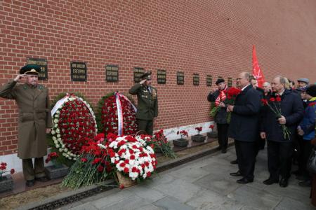 Г.А. Зюганов: Для того, чтобы двигаться вперед, надо учиться у первопроходцев