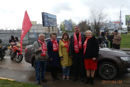 В Керчи прошел авто-мотопробег : «Спасибо деду за победу!»