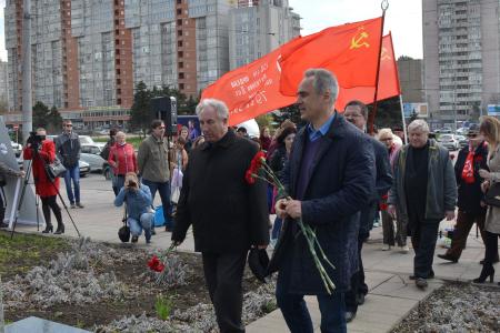 Коммунисты Ростова-на-Дону отметили День космонавтики