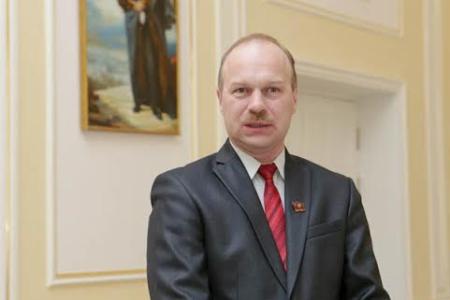 В Центре политической учёбы ЦК КПРФ Д.Г. Новиков поздравил выпускников двадцать первого потока слушателей