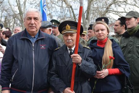 Севастопольские коммунисты и комсомольцы приняли участие в митинге памяти жертв теракта в Санкт-Петербурге