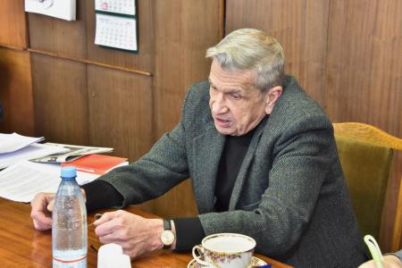 «Апрельские тезисы» В.И. Ленина и современность. Репортаж с «круглого стола» в редакции «Правды» 