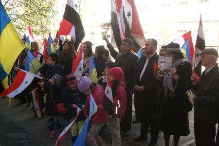 «Мир Сирийскому народу!». Коммунисты и комсомольцы Украины выразили поддержку сирийскому народу у посольства Сирийской Арабской Республики в Киеве