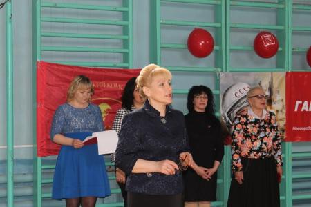 В День Космонавтики новгородские коммунисты провели турнир по волейболу "Кубок Гагарина 2017"
