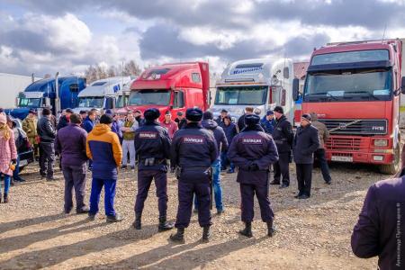 Красноярские коммунисты поддержали протест дальнобойщиков