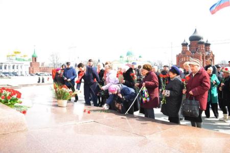 Тульские коммунисты на мероприятии в честь Дня рождения В.И. Ленина осудили провокационный законопроект о перезахоронении вождя