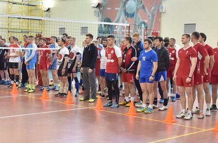 Спортклуб КПРФ провел крупный волейбольный турнир
