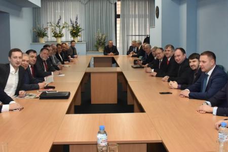 Г.А. Зюганов: Без машиностроения, робототехники, электроники у страны нет будущего