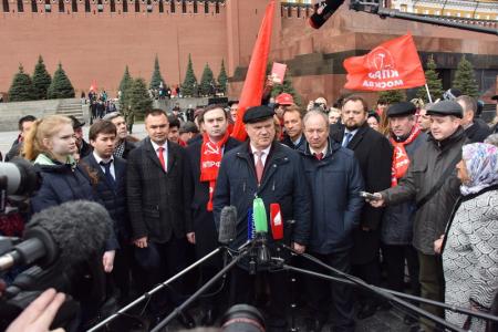 Г.А. Зюганов: Для того, чтобы двигаться вперед, надо учиться у первопроходцев
