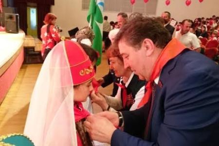 Лидер ставропольских коммунистов Виктор Гончаров: с каждым годом пионерская организация края ширится и крепнет!