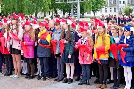 19 мая в Орле приняли в пионеры 500 школьников