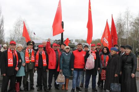 Красный Первомай прошагал по Кузбассу