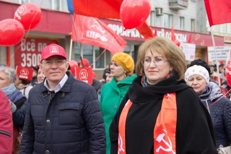 «Мир, труд, социализм!». Коммунисты Томской области отметили День международной солидарности трудящихся