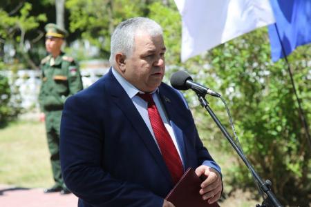 Казбек Тайсаев принял участие в открытии бюста Герою Советского Союза Хаджи-Умару Джиоровичу Мамсурову в Крыму