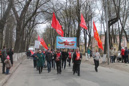 Псковское областное отделение КПРФ приняло участие в праздновании Дня Победы